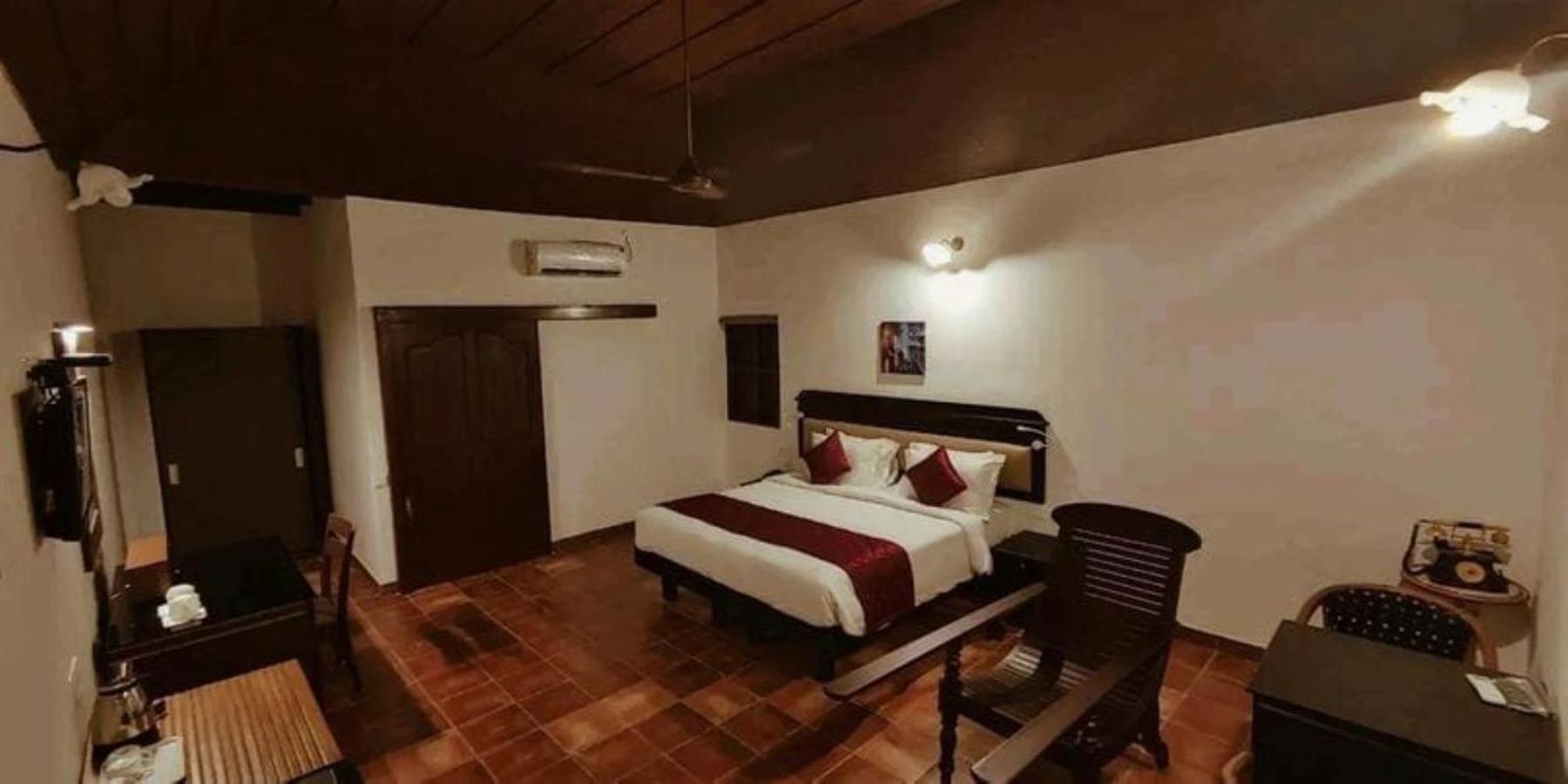 Marari Beach Palace Mararikulam Exterior photo